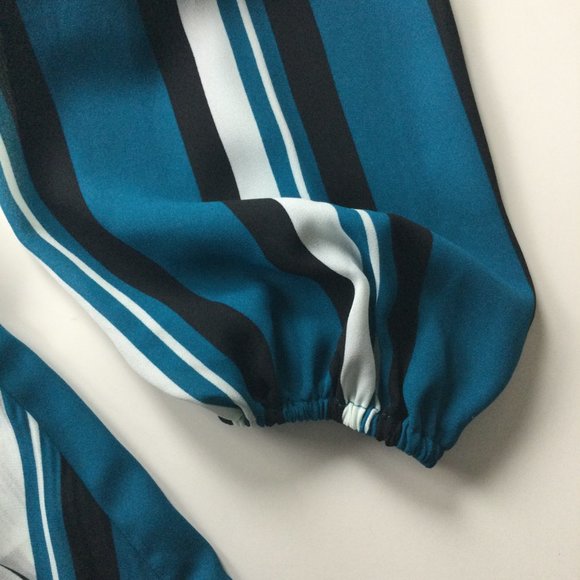 INC. International Concepts Women's Blouse - Picture 5 of 6